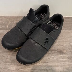soulcycle Black Cycling Shoes with Strap